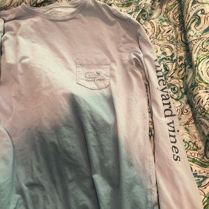 Light blue women’s vineyard vines long sleeve T